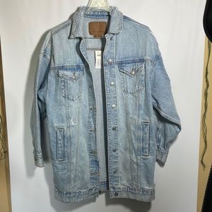 american eagle size small jean jacket